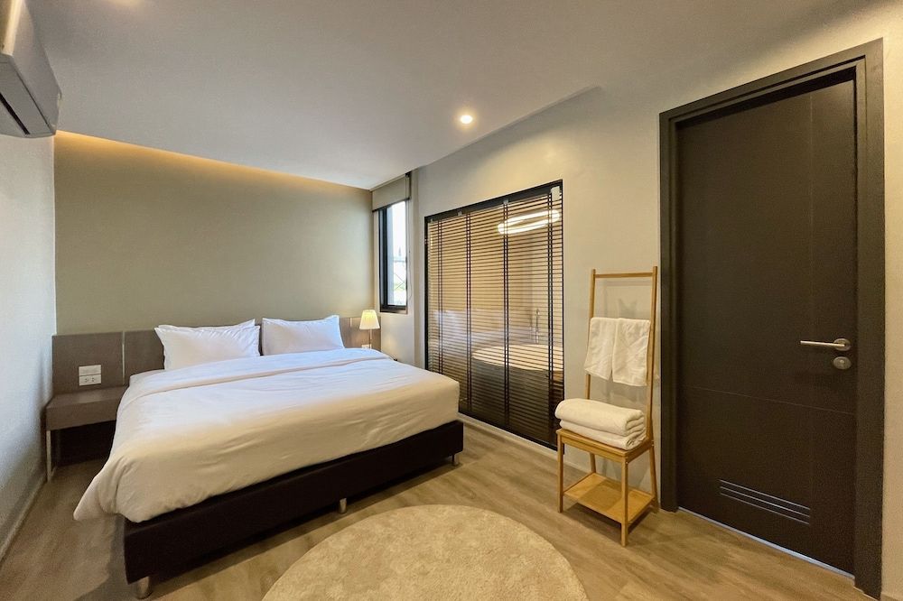 undefined The Rise Suites Hotel Chiang Mai 4