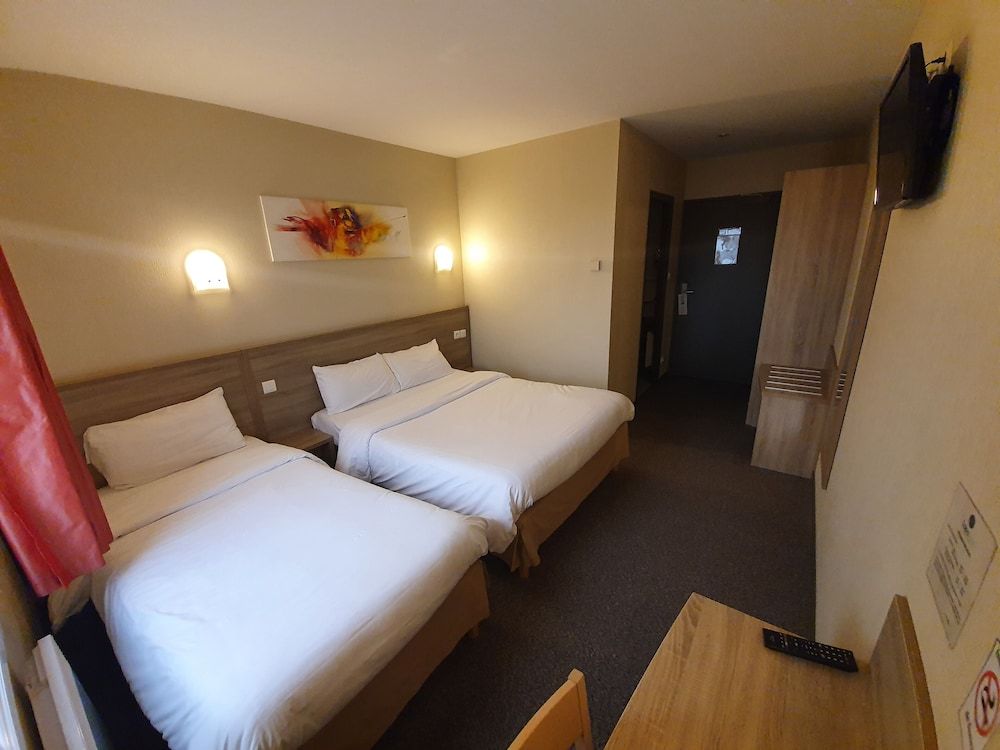 Hôtel Salea Standard Triple Room 4