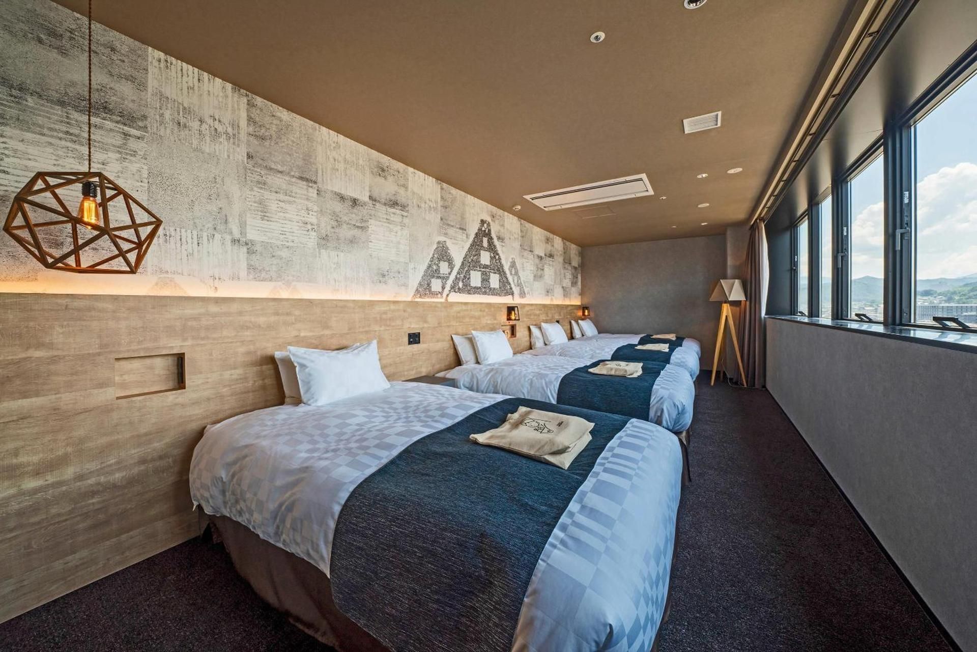 4 Single Beds, Nonsmoking