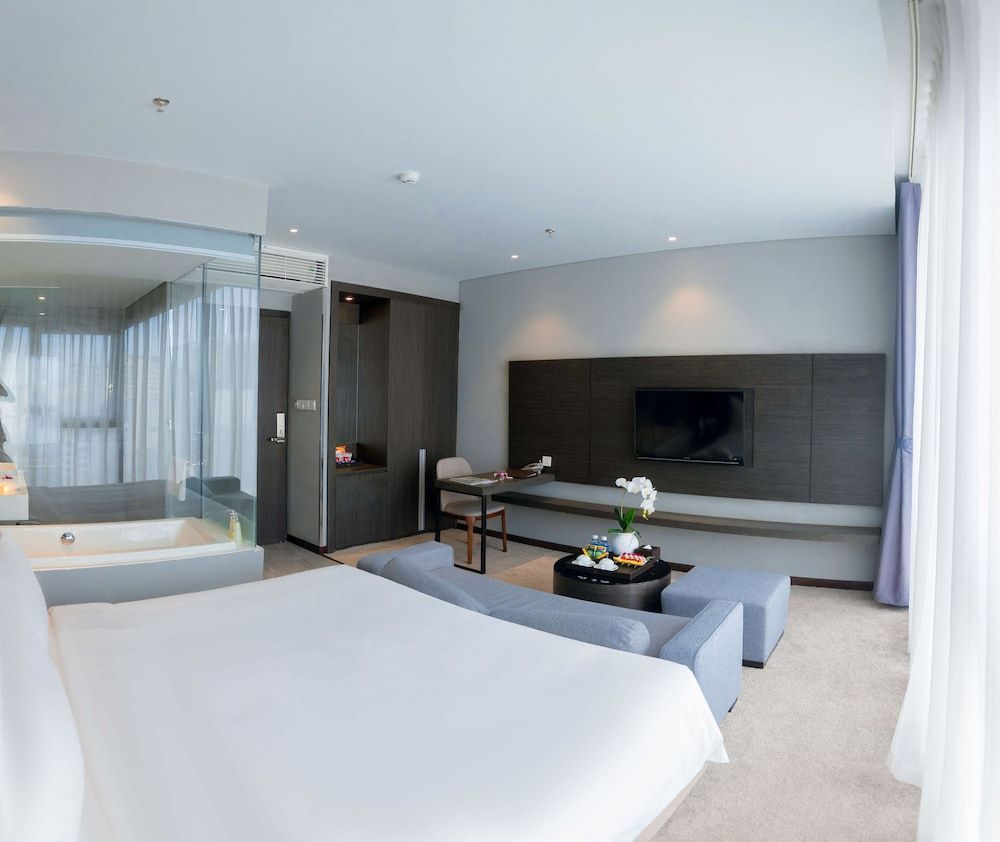 undefined Grand Ocean Luxury Boutique 9