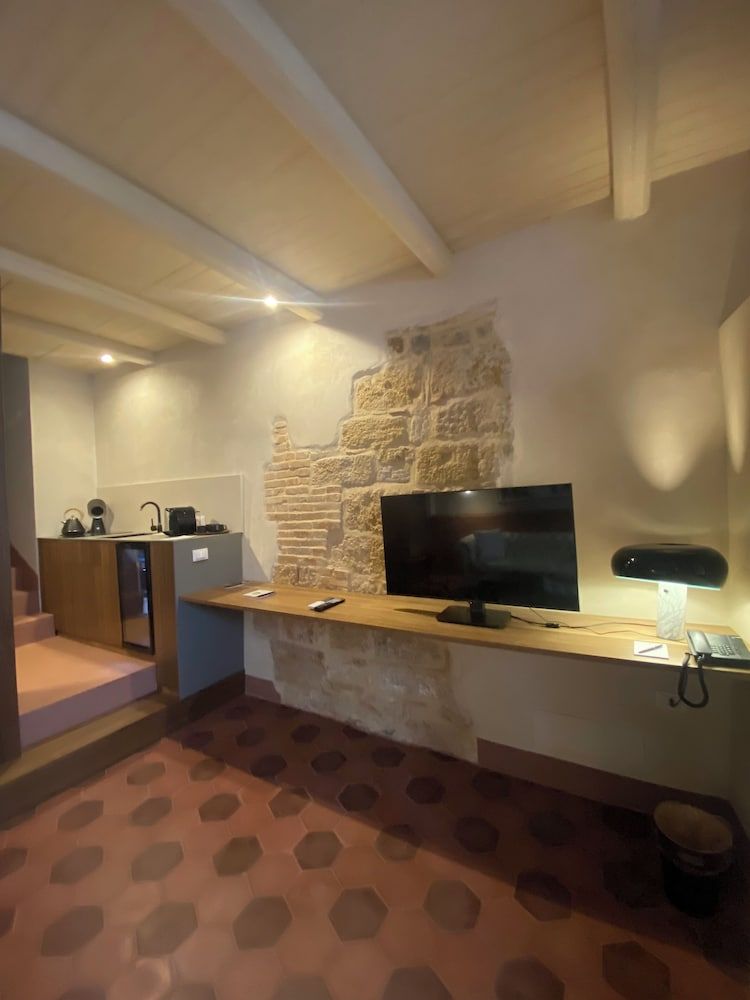 Palazzo Brunaccini Boutique Hotel Suite a Corte 4