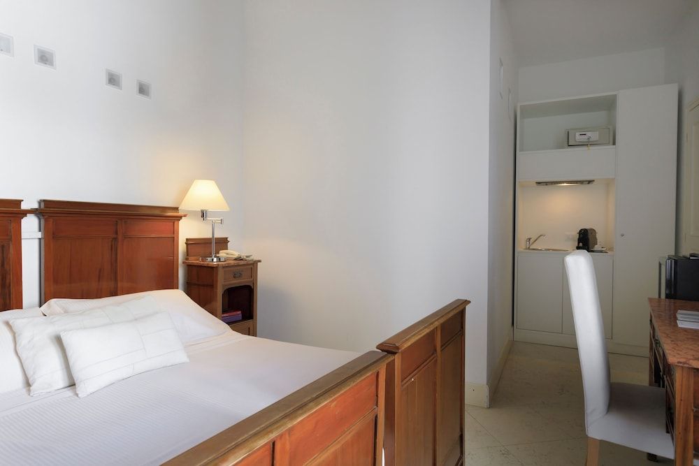 Palazzo Brunaccini Boutique Hotel Basic a Corte