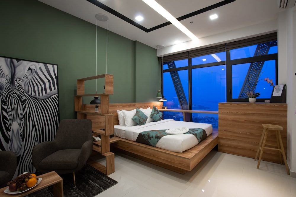 undefined Snowbell Hotel 4