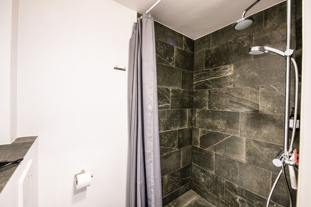 Kings Garden 1 by Daniel&Jacob’s Grand Apartment, 4 Bedrooms 19