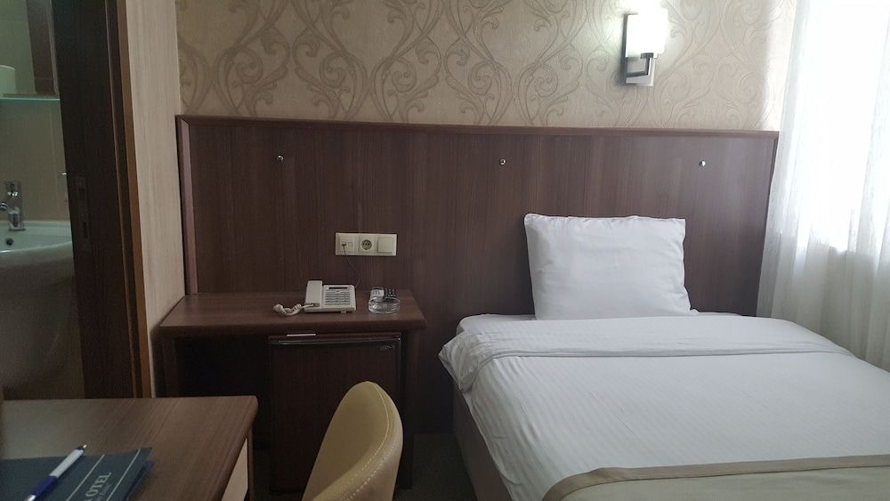 Hosta Otel Single Room 2