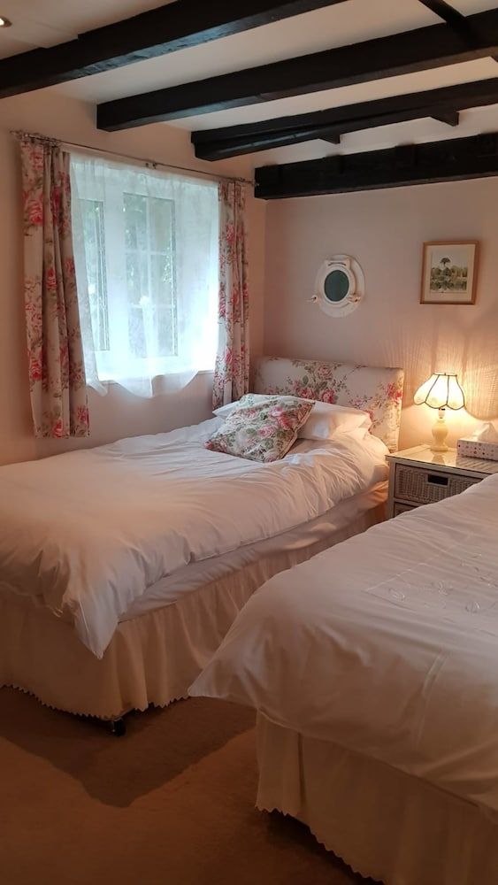 Double or Twin Room, Ensuite, Ground Floor