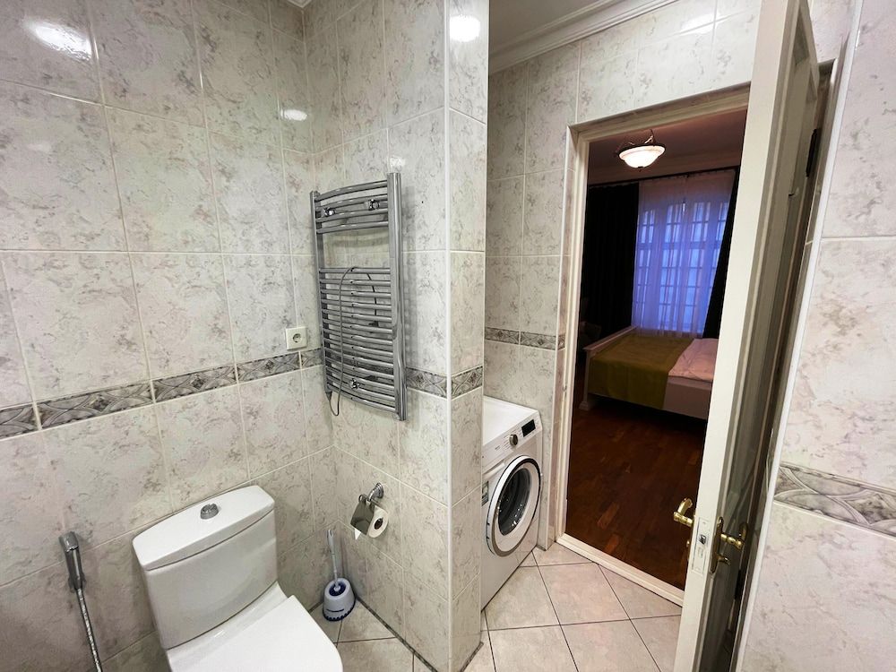 Sands of Time Classic Triple Room 14