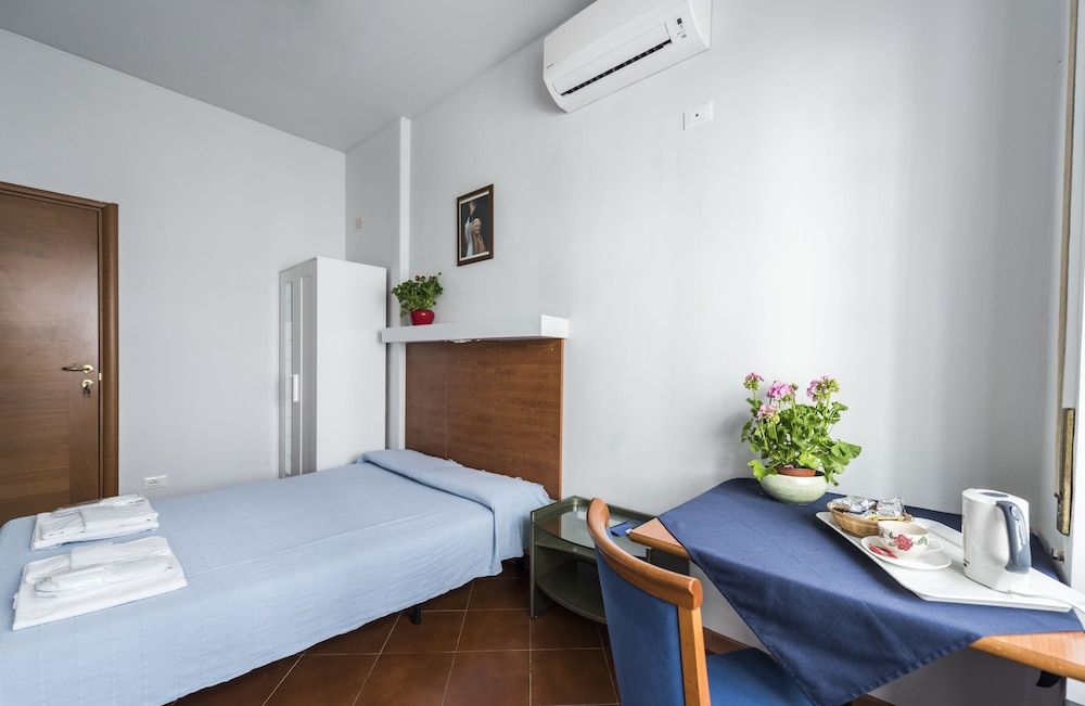 undefined Ai Musei Vaticani Best Bed 7
