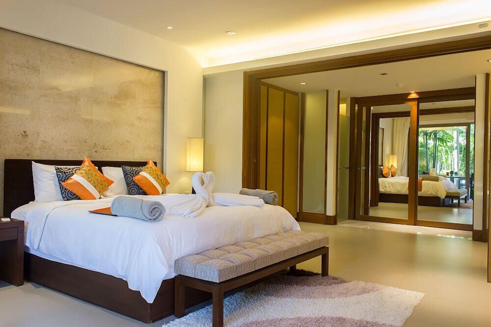 undefined Pearl of Naithon by Alexanders 4