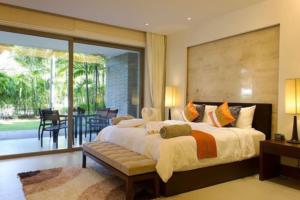 undefined Pearl of Naithon by Alexanders 10