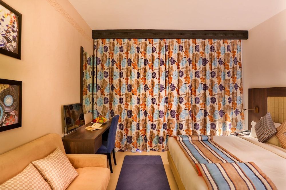Zephyr Hotel Club Resort and Spa
