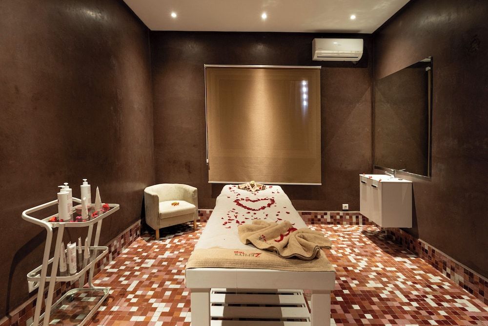 Facial