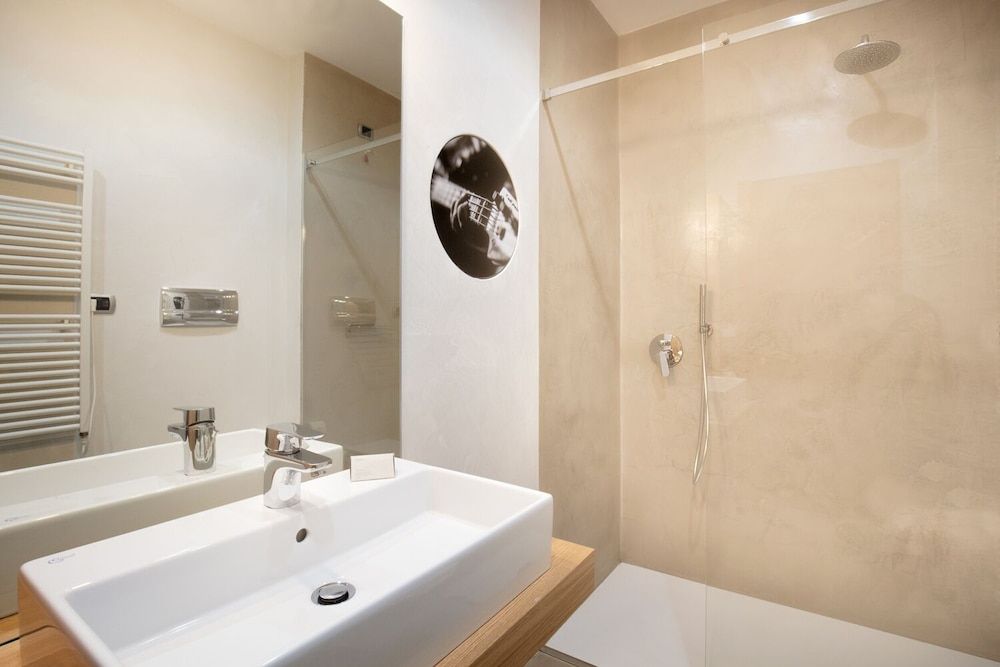 Garda Hotel Superior Double Room Single Use, 1 Double Bed, Accessible 5