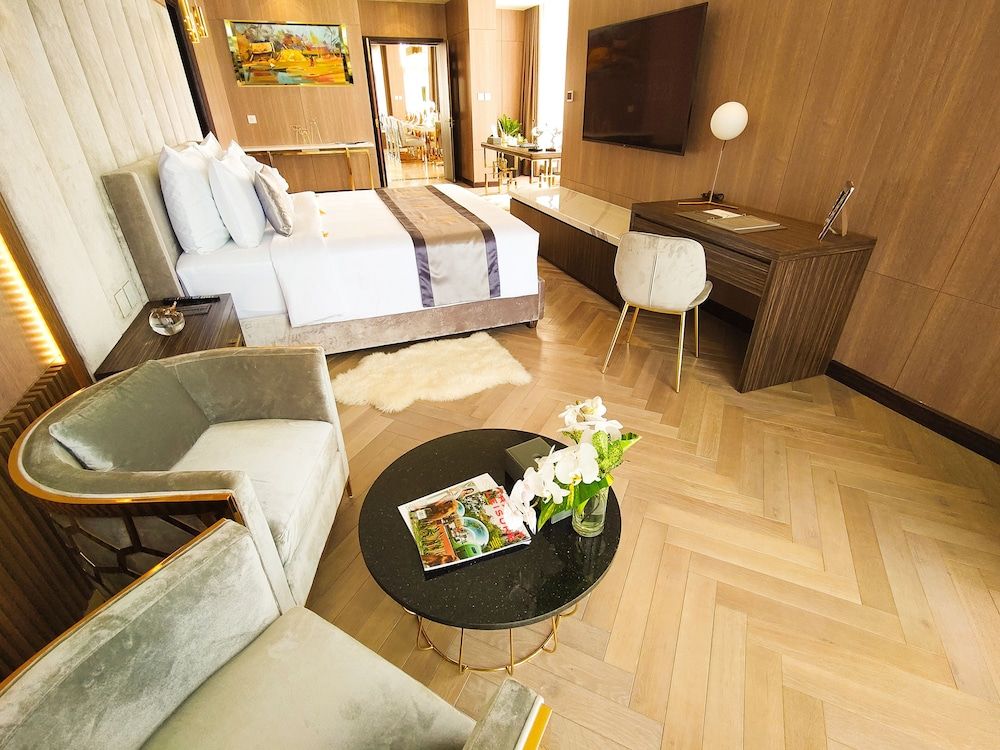 Diamond Stars Ben Tre Hotel Presidential Suite