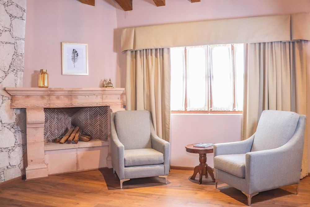 Gamma Morelia Vista Bella Deluxe Room, 1 King Bed 20