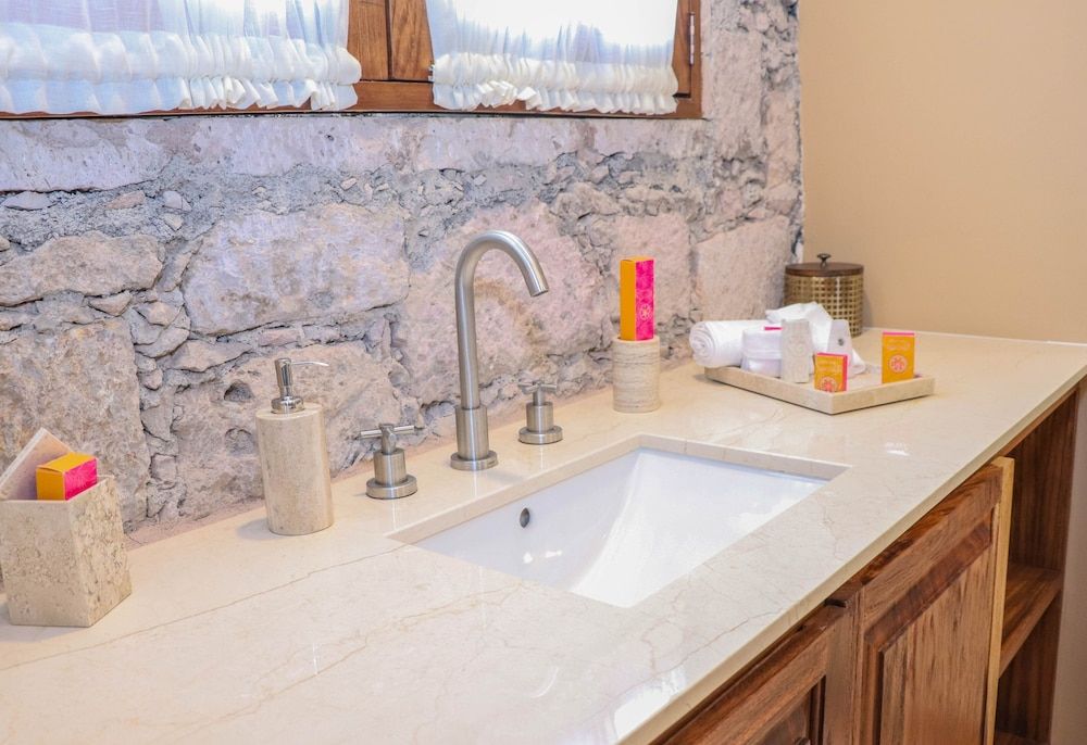 Gamma Morelia Vista Bella Deluxe Room, 1 King Bed 15