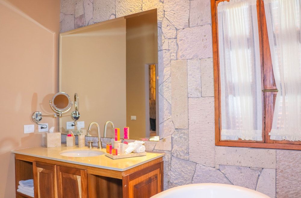 Gamma Morelia Vista Bella Deluxe Room, 1 King Bed 14