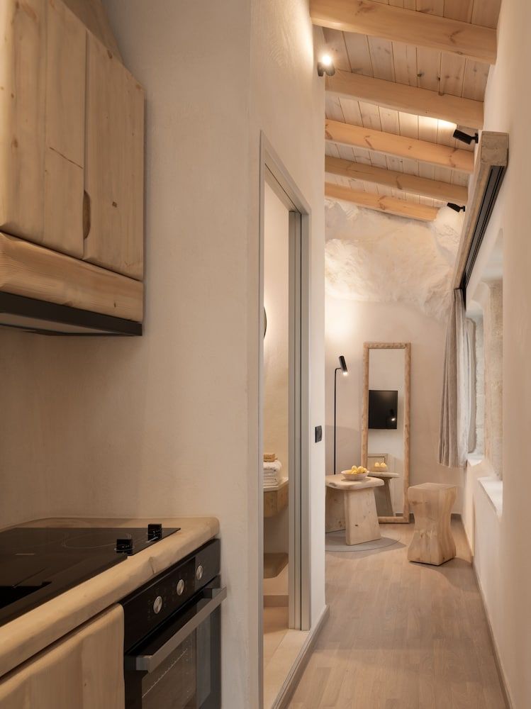 Suite, Hot Tub