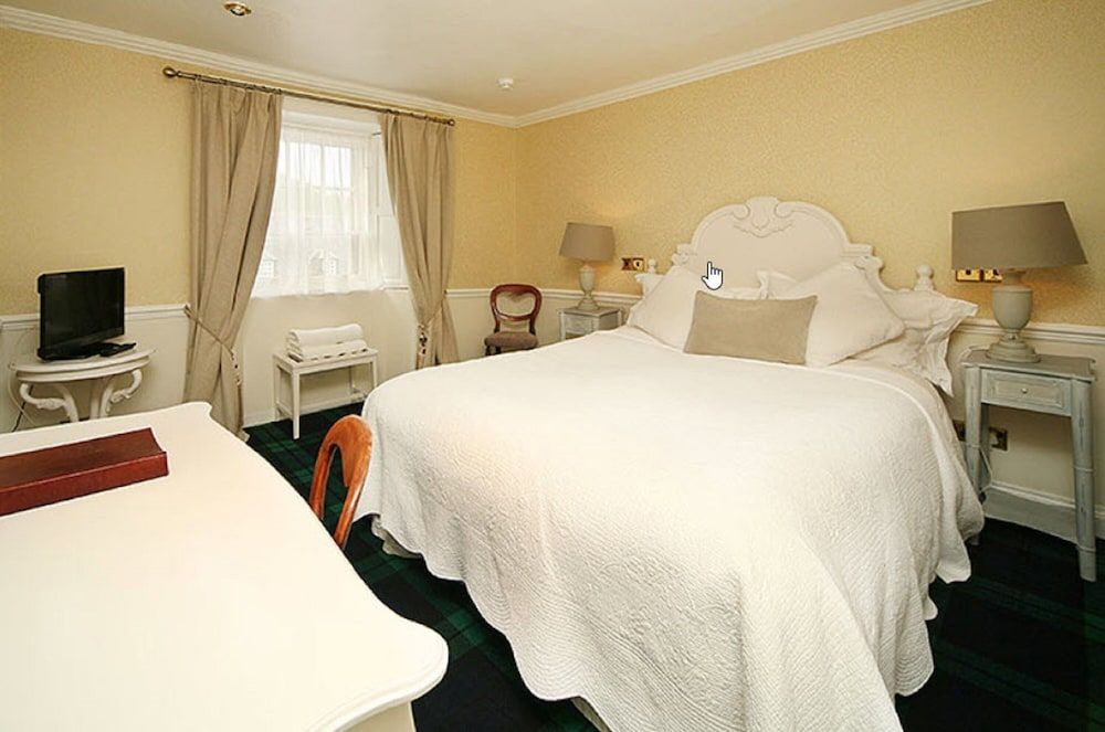 The George Hotel Standard Double Room