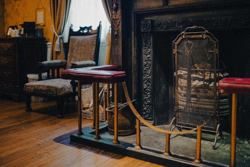 The George Hotel Deluxe Double Room 12