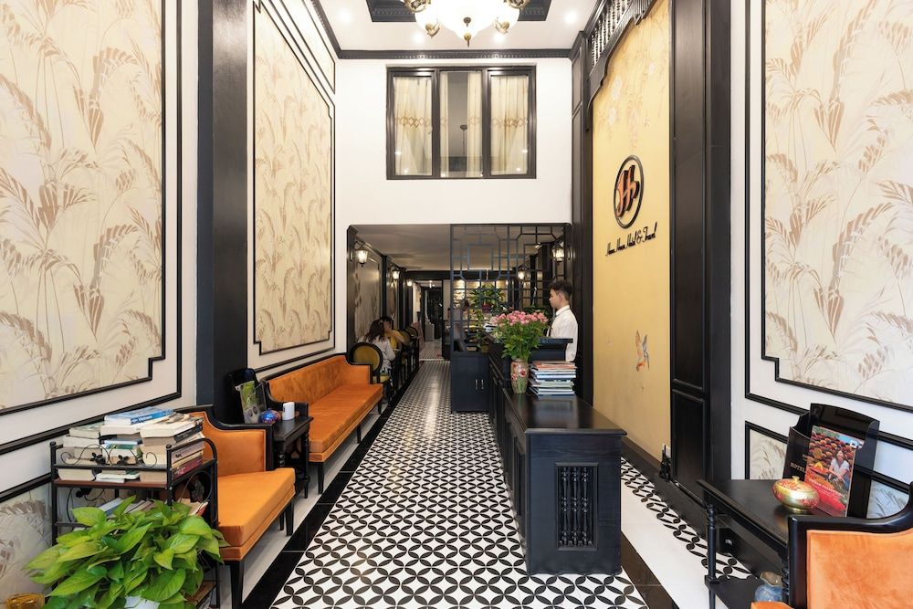 undefined Hanoi House Hotel & Travel 3