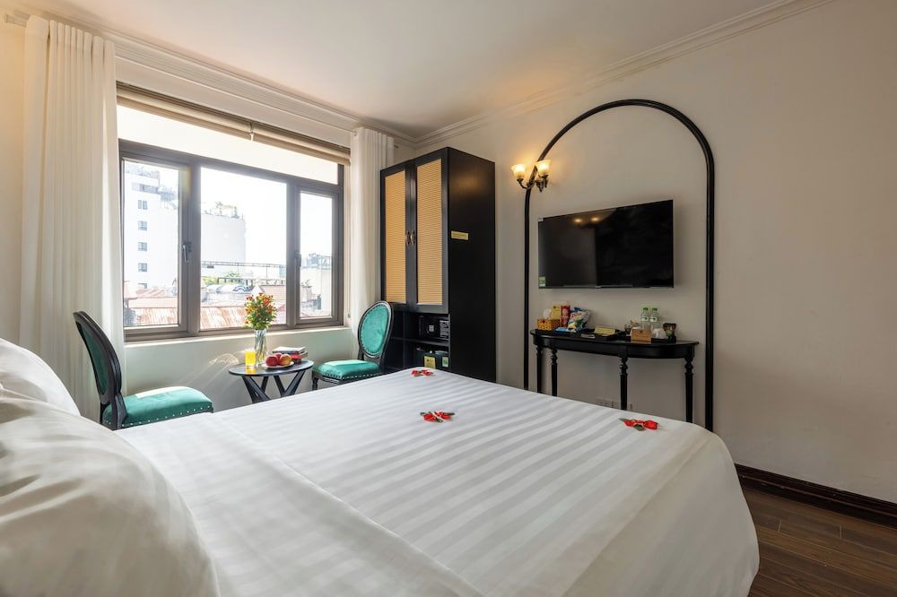 Hanoi House Hotel & Travel Deluxe Double or Twin Room 4