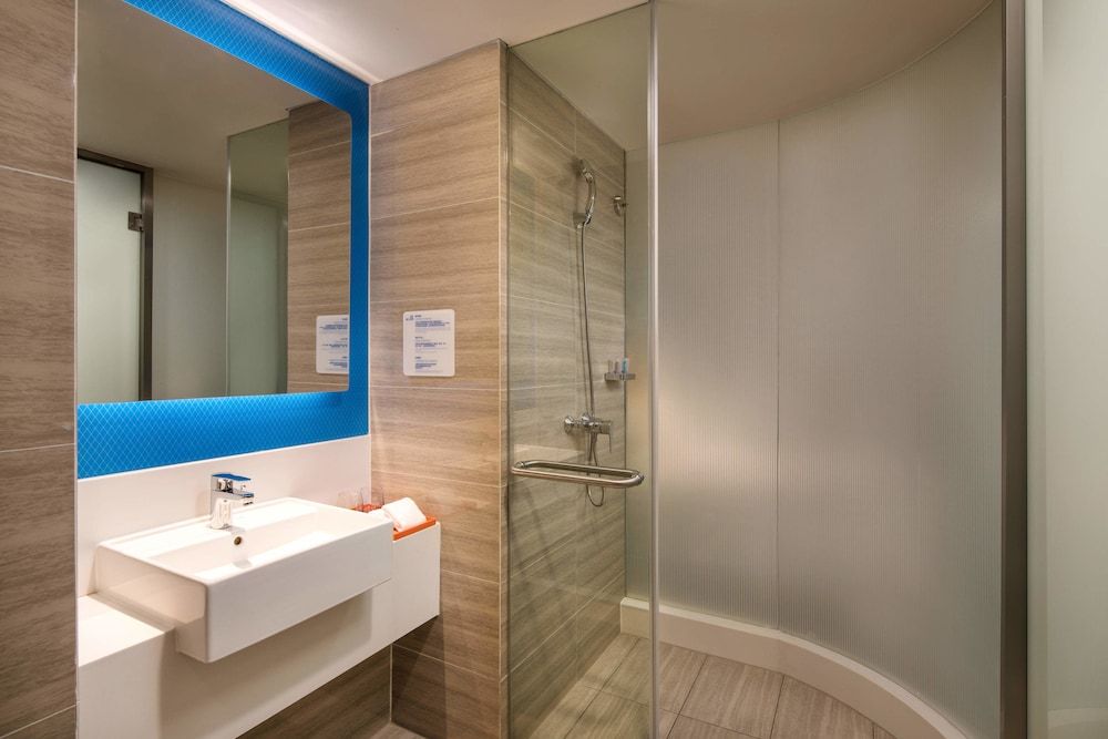 Standard Room, 2 Double Beds, City View