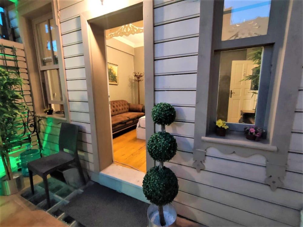 undefined Valide I Suit 2