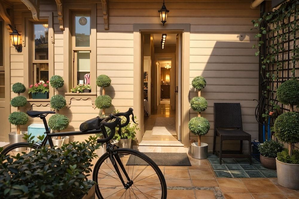 undefined Valide I Suit 8