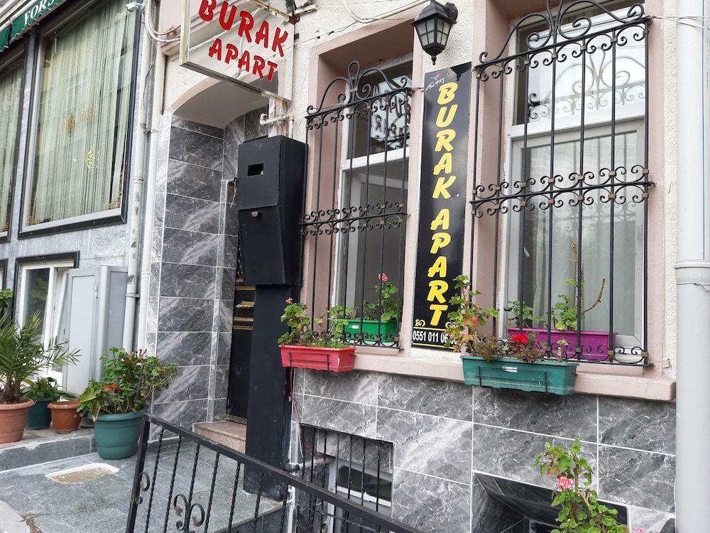 undefined Burak Apart Otel 6