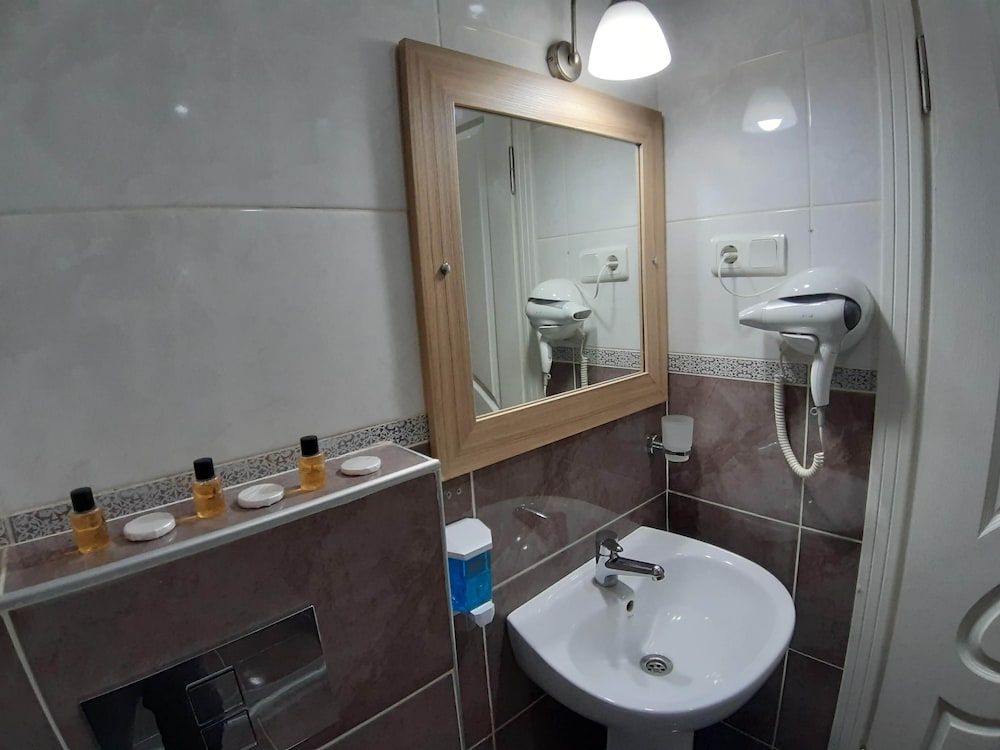 Burak Apart Otel Standard Double Room 46