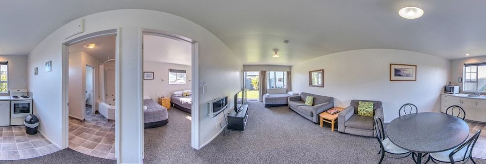 Fitzherbert Court Motel Standard Suite, 1 Bedroom, Non Smoking, Kitchen 4