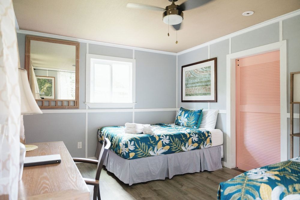 Hawaiian Sanctuary Premium Cabin, 2 Queen Beds