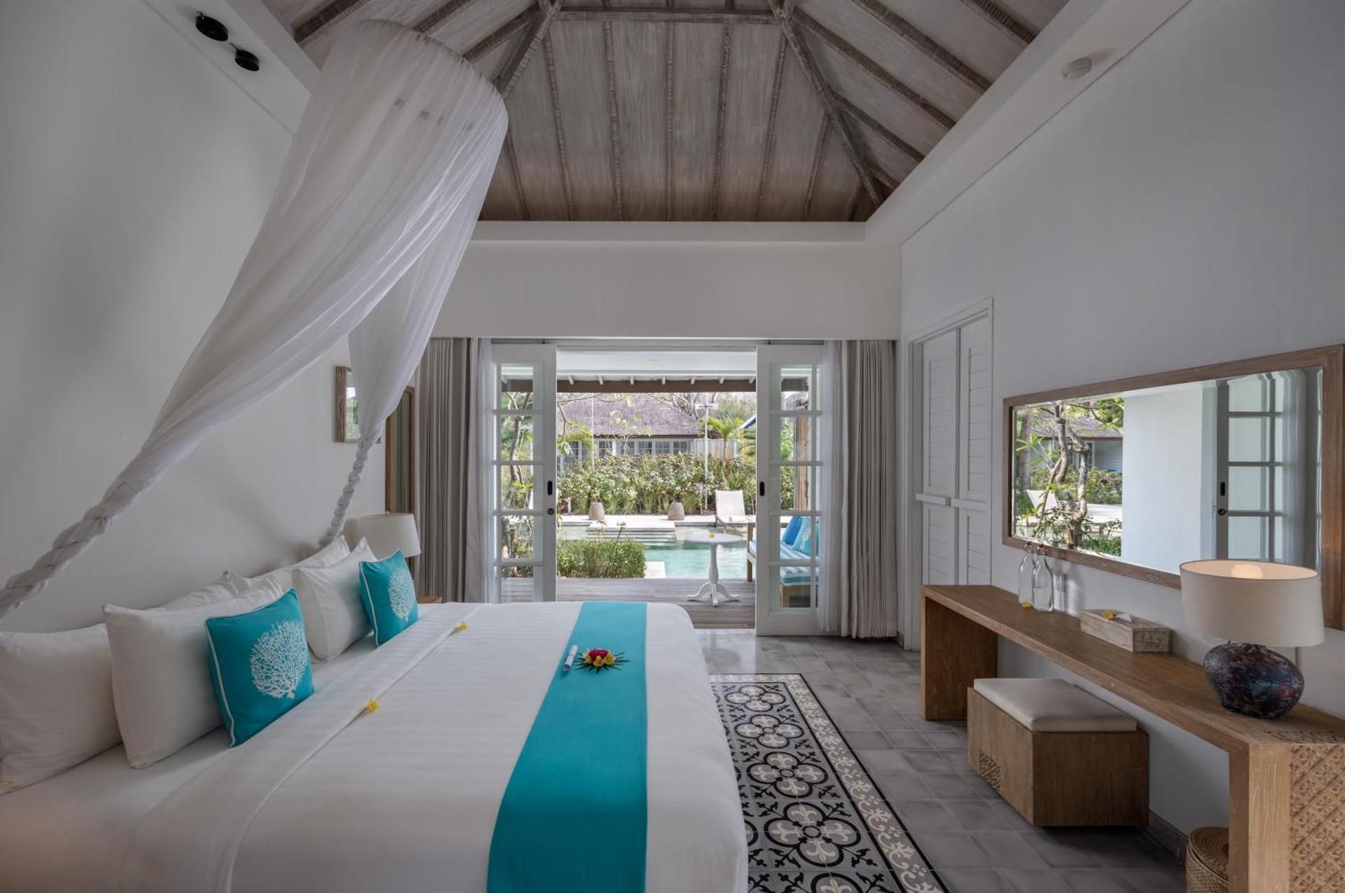 Suite Room with Pool Access