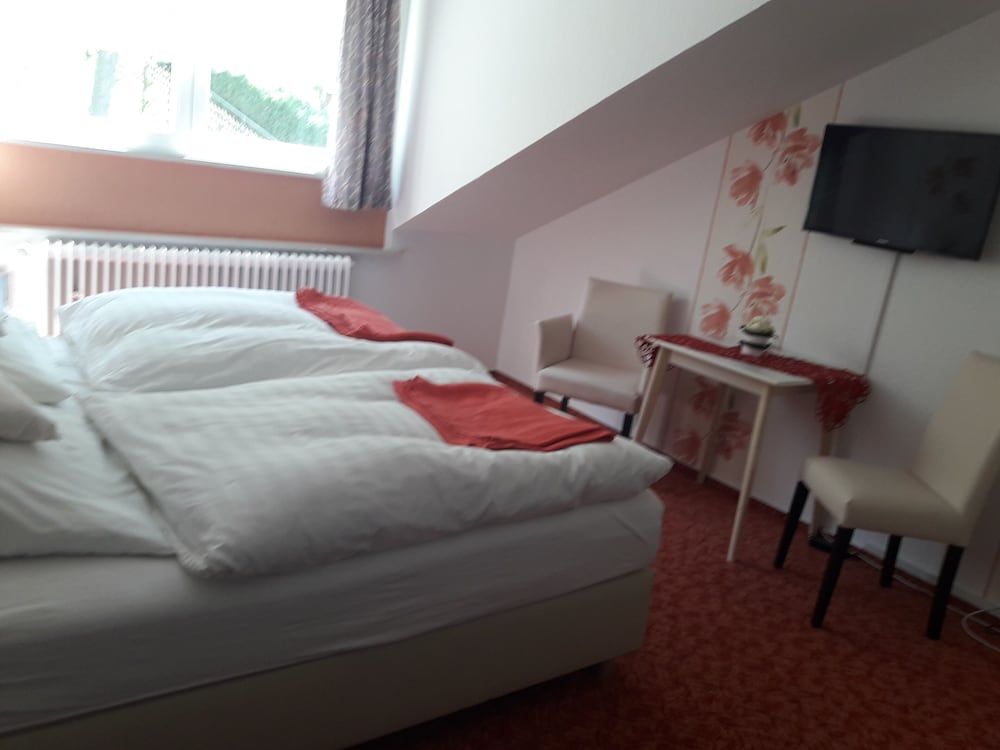 Basic Double Room
