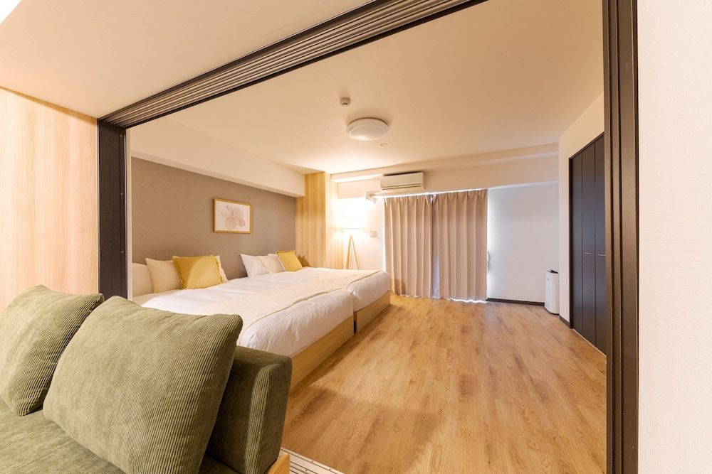 Takuto Stay Sakaisuji-Honmachi Deluxe Twin Room 2