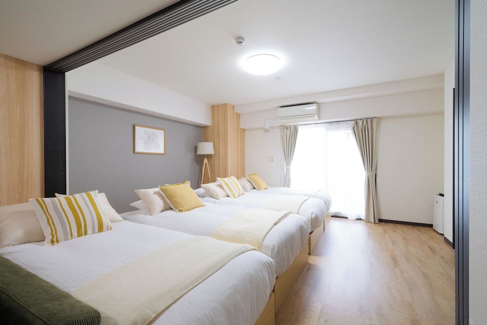 Deluxe Family Room
