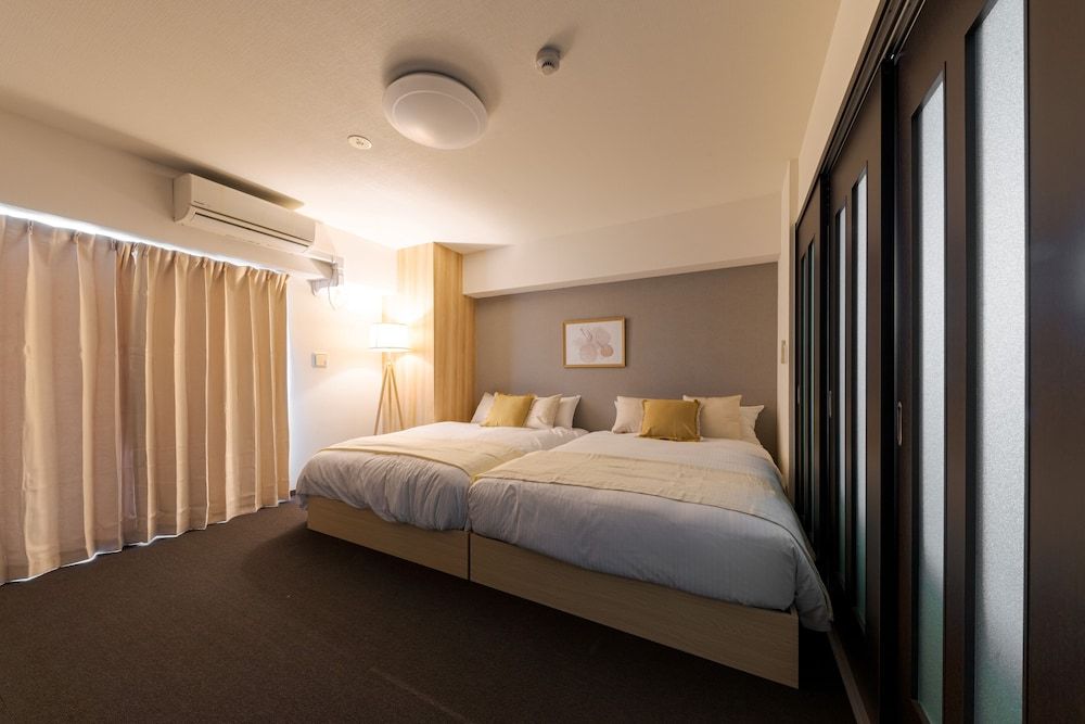 Takuto Stay Sakaisuji-Honmachi Deluxe Twin Room 4