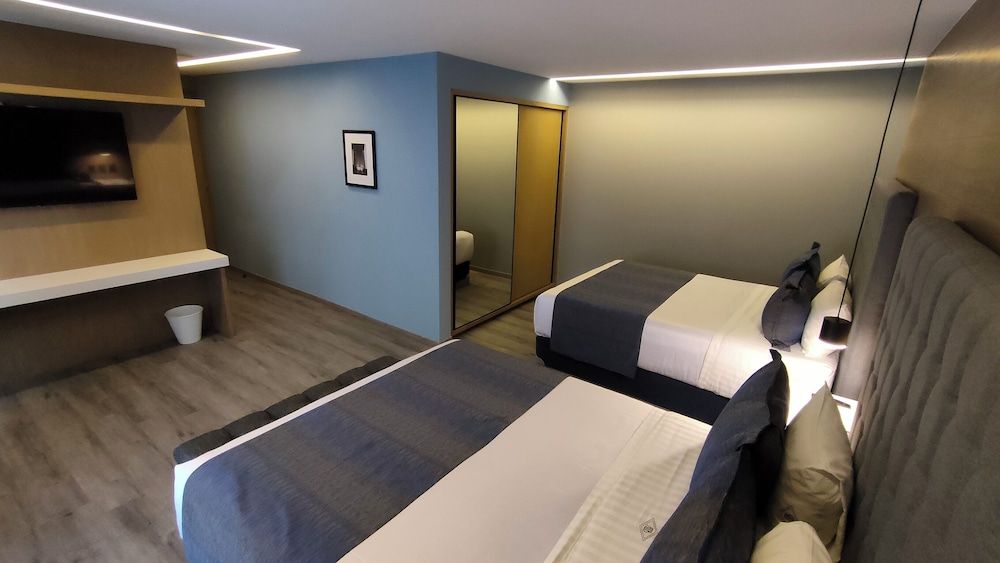 Alia Inn Boutique WTC Doble Suite Queen 2