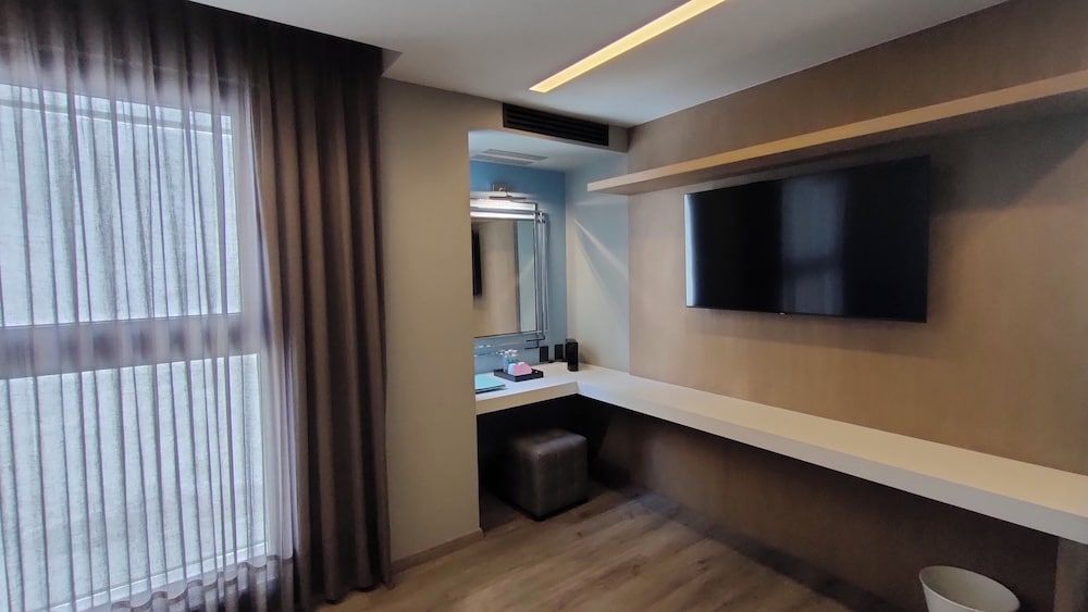 Alia Inn Boutique WTC Doble Suite Queen 5