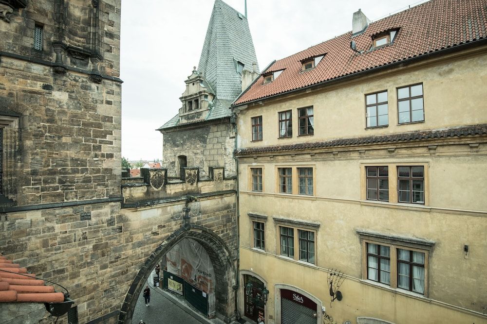undefined Charles Bridge Economic Hostel 7