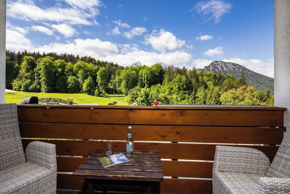 Alm- & Wellnesshotel Alpenhof Comfort Double Room 6