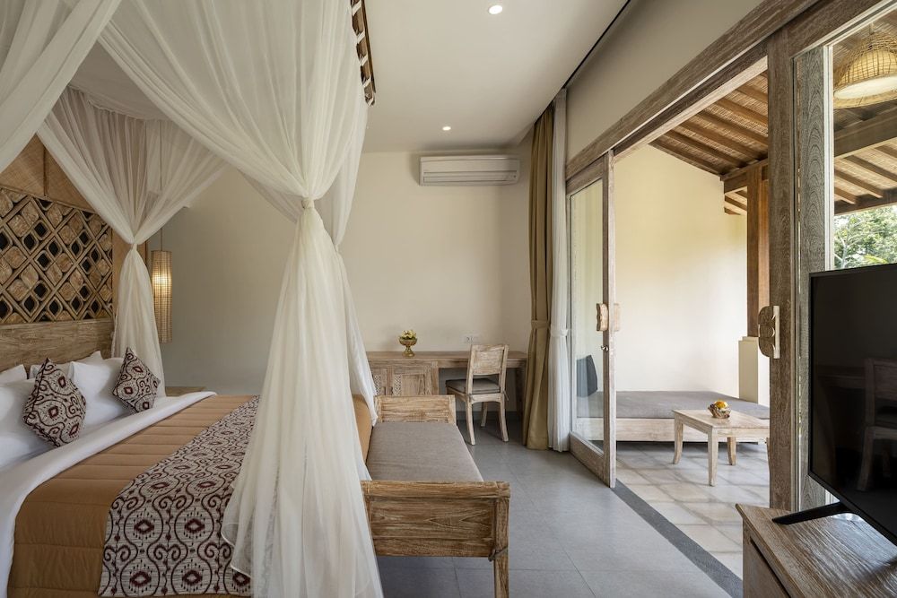 Heavenly Suite Room