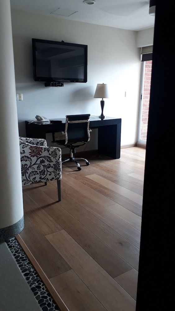 Capital St. Standard Apartment 12