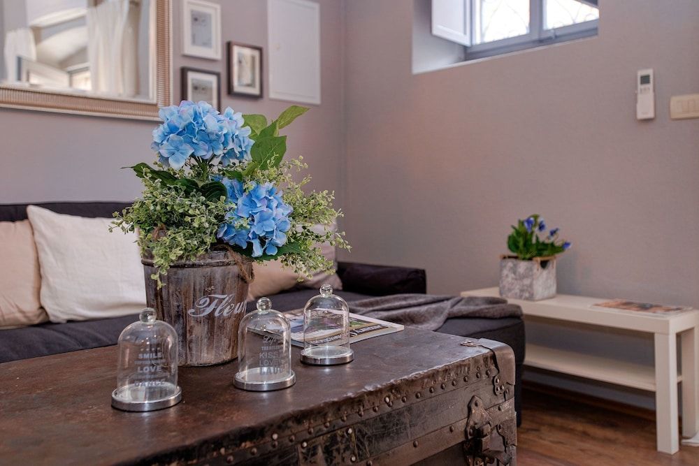 Heraclea Luxury Heritage Accommodation Design Apartment, City View 11