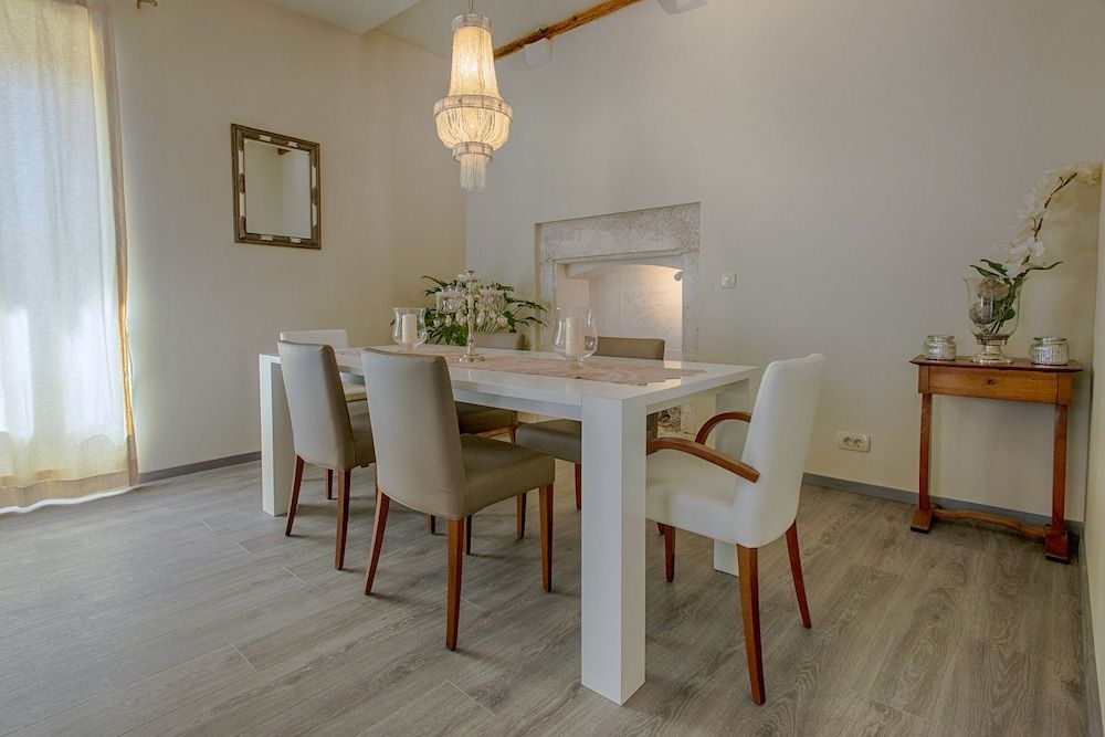 Heraclea Luxury Heritage Accommodation Luxury Apartment, Sea View 6