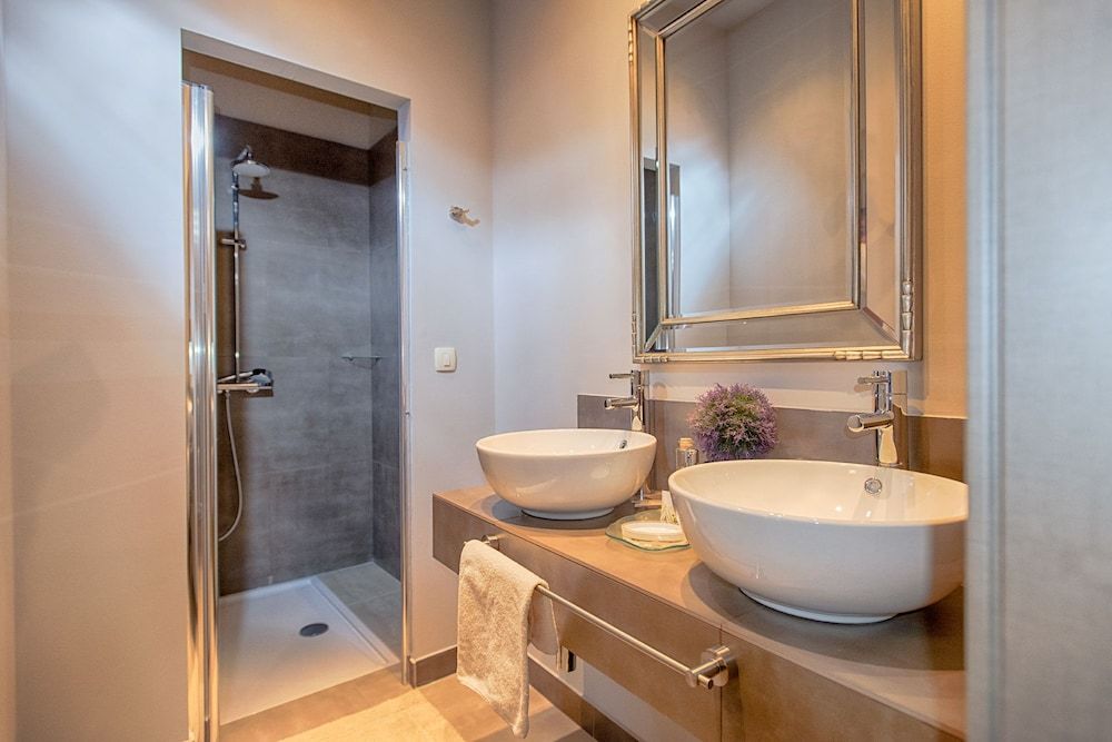 Heraclea Luxury Heritage Accommodation Luxury Apartment, Sea View 9