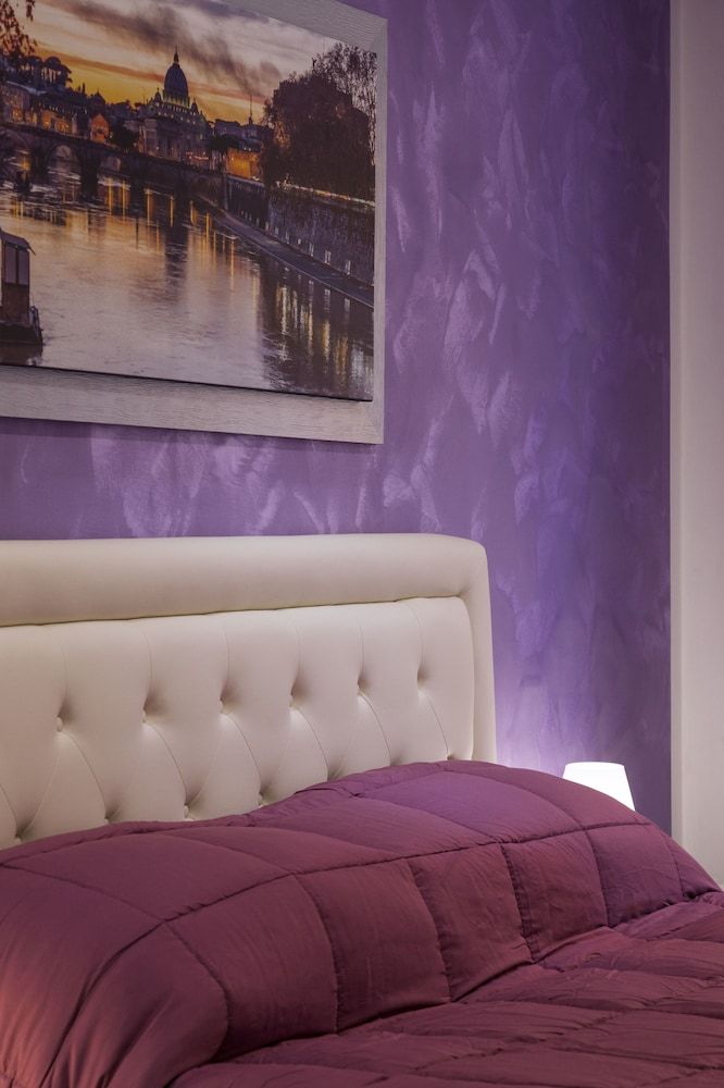 TrastevereTop Elite Room (Violet) 5