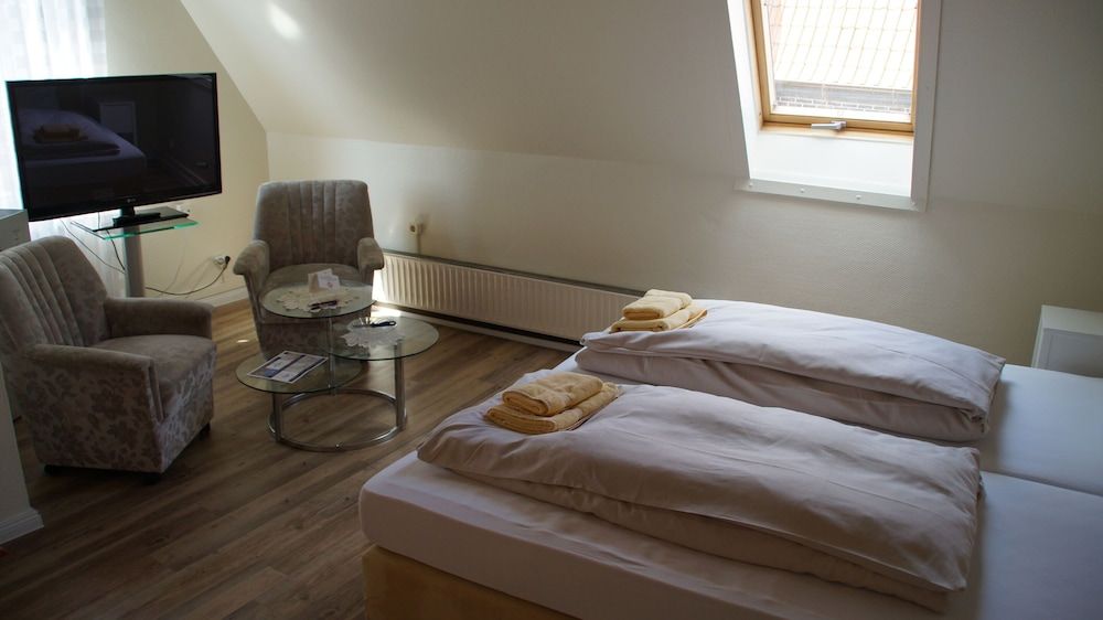 Hotel Kutscherstube Double Room, Private Bathroom 3