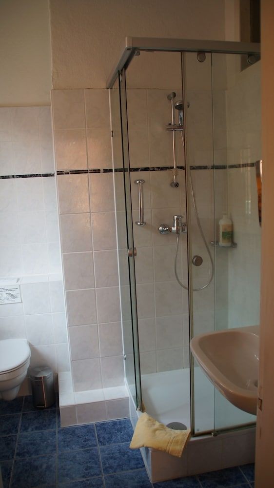 Hotel Kutscherstube Twin Room, Private Bathroom 3